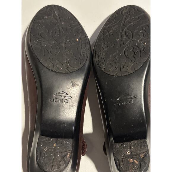 ABEO BIO SYSTEM BROWN LEATHER MARY JANES HEELS PUMPS SHOES WOMENS SZ 8.5 - Picture 5 of 5